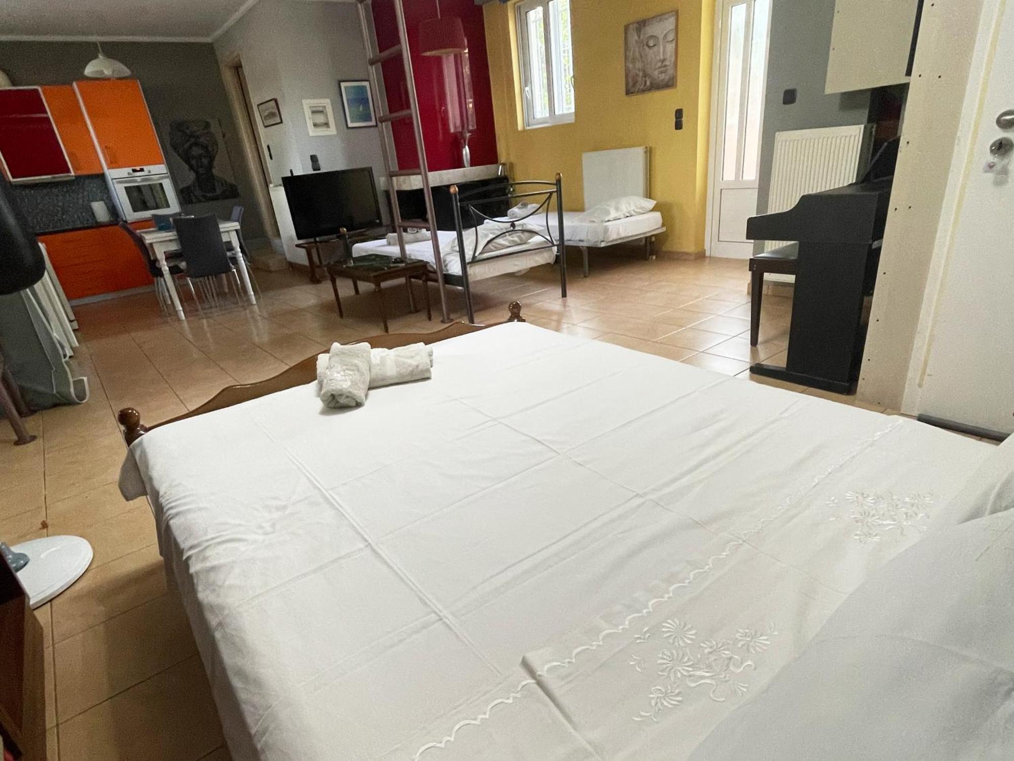 Appartement - Independent In Quiet Area *